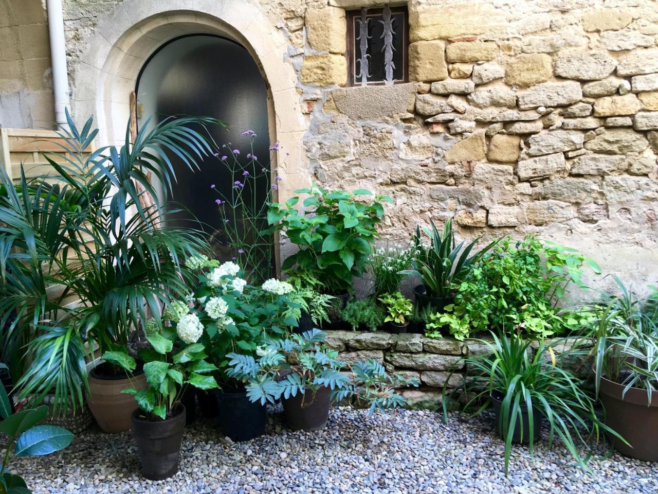 Monte Arena Bed & Breakfast Montaren-et-Saint-Médiers Exterior foto
